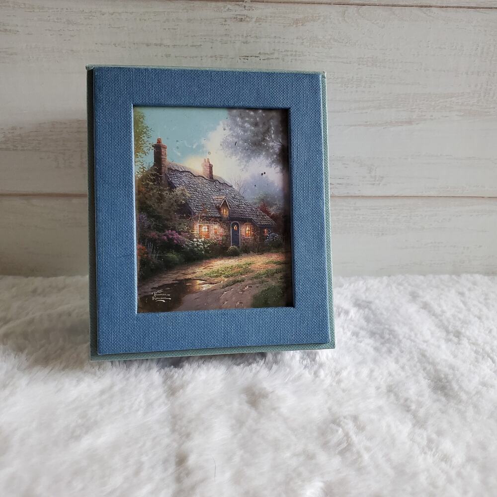 Thomas Kinkade Keepsake Box with Notepaper Moonlight Cottage
